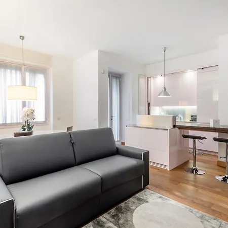 Milan Royal Suites Luxury Brera-2